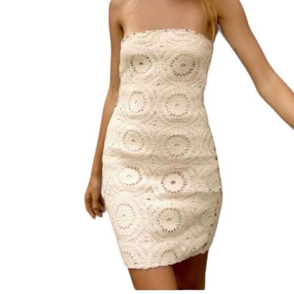 Zara Beige Crotchet Mini Dress(Size Small) - Picture 1 of 10